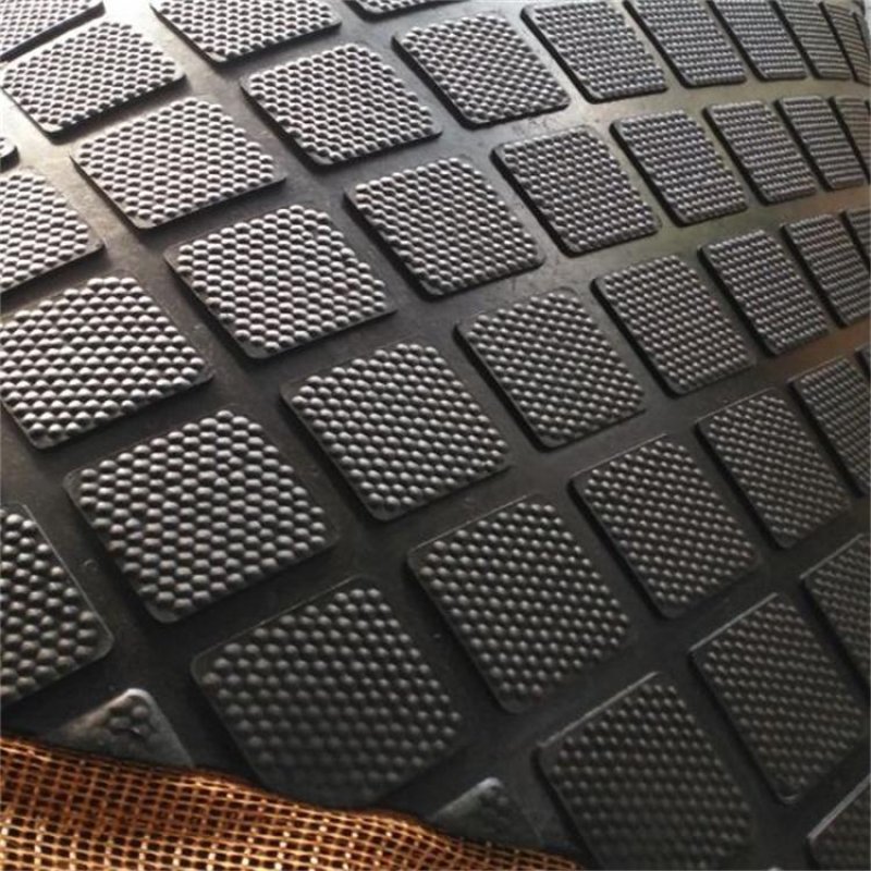 Dairy-Cow-Mat-and-Horse-rubber-matting407