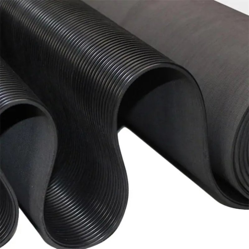 High quality anti-slip rubber sheet  on sale export to Saudi Arab
