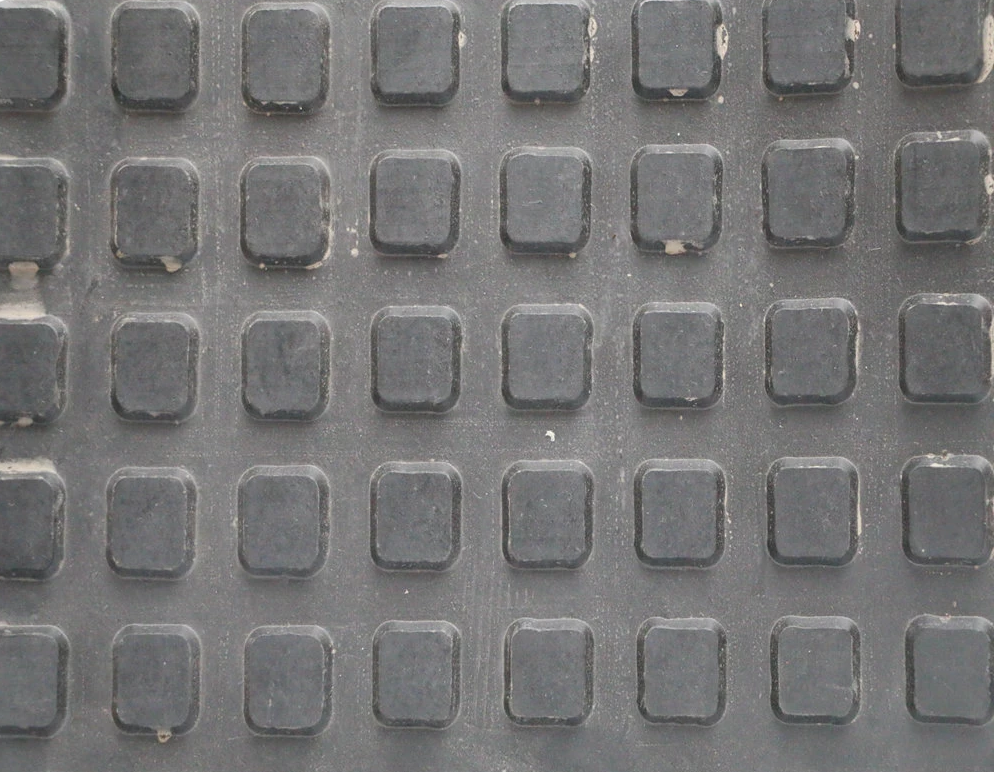 flooring-for-horse-stall-mat.jpg